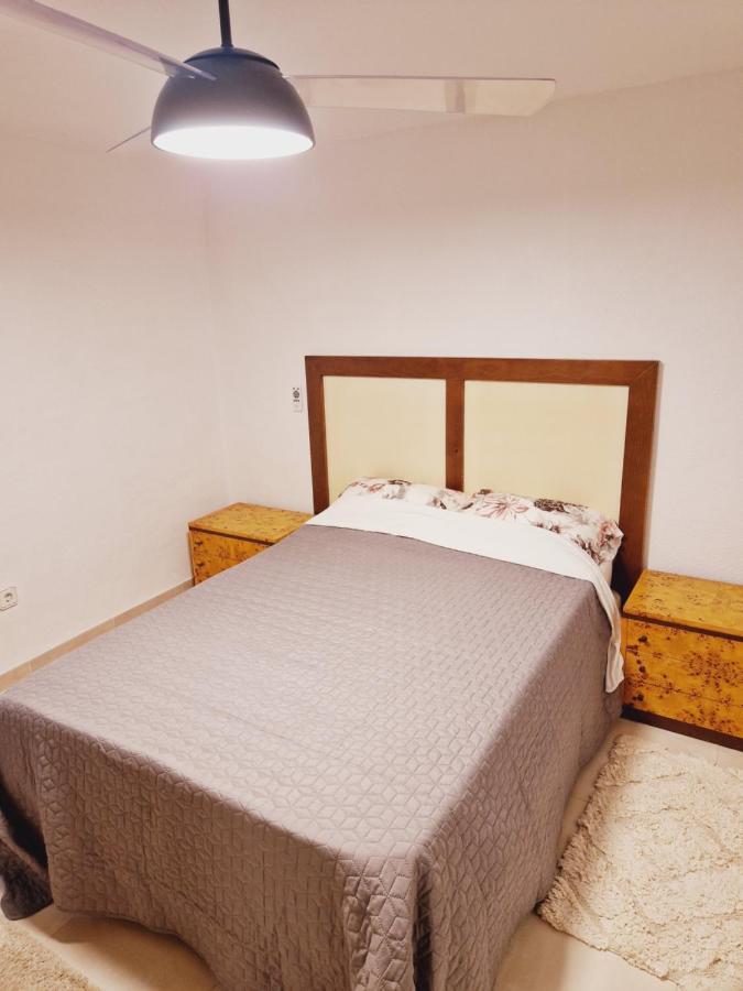 Magnifico Chalet Adosado En Torrevieja, Alicante. Екстериор снимка