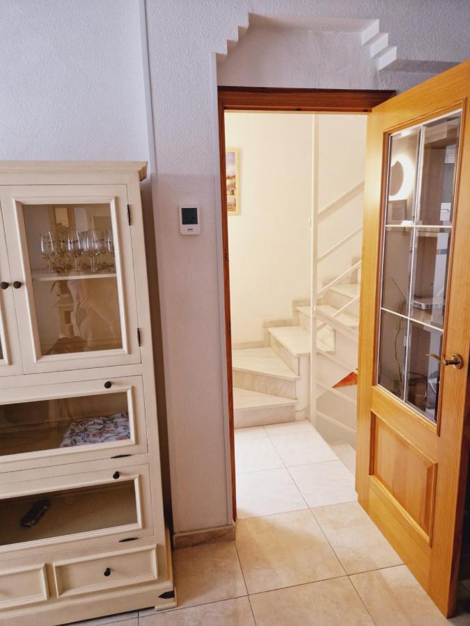 Magnifico Chalet Adosado En Torrevieja, Alicante. Екстериор снимка