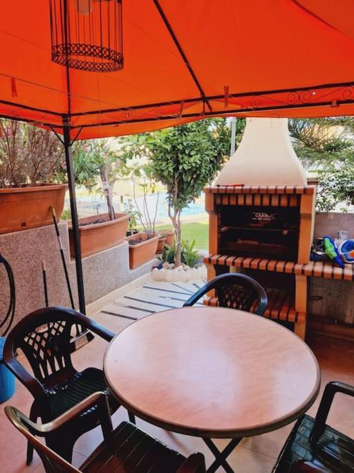 Magnifico Chalet Adosado En Torrevieja, Alicante. Екстериор снимка