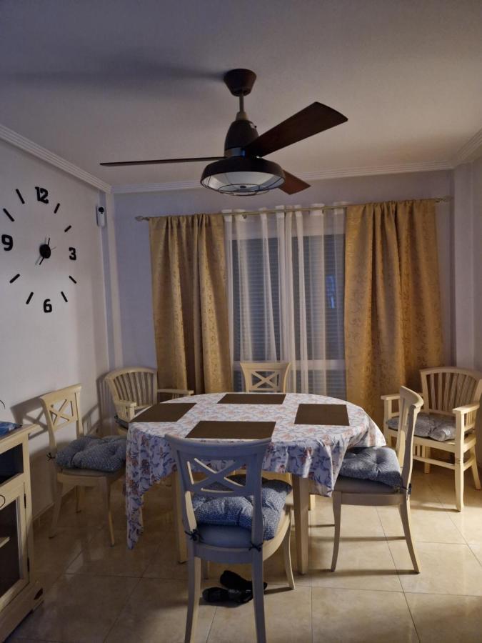 Magnifico Chalet Adosado En Torrevieja, Alicante. Екстериор снимка