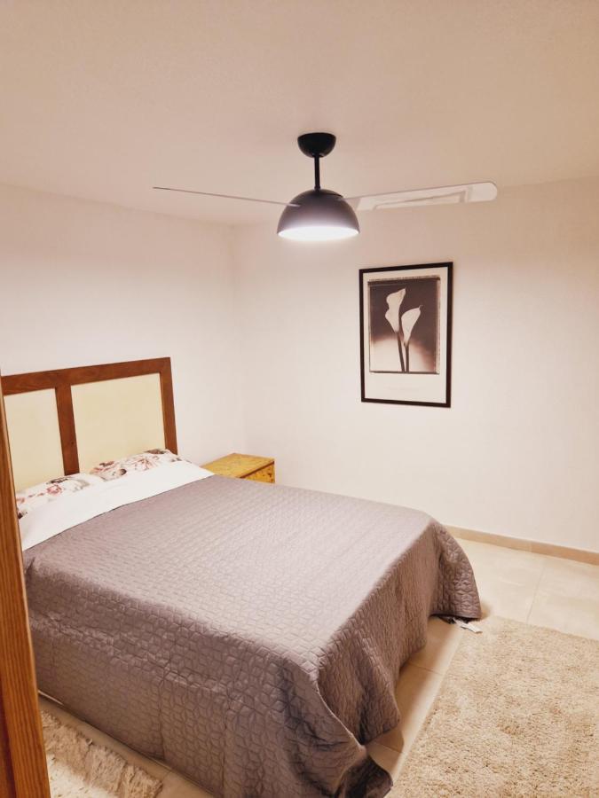 Magnifico Chalet Adosado En Torrevieja, Alicante. Екстериор снимка